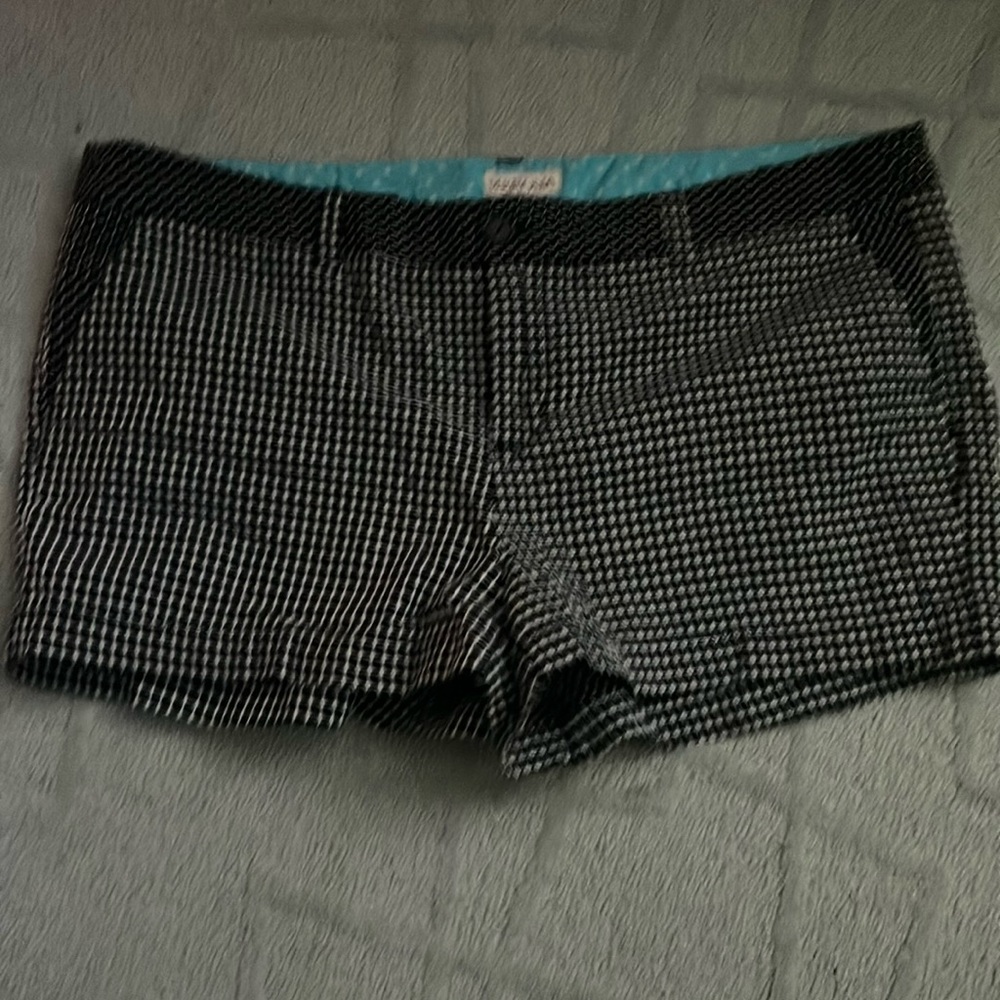 Merona printed shorts in black and white womens size 16